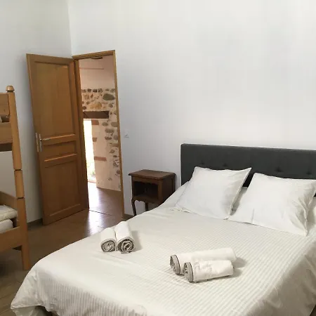 Petitou Holiday home Jasses